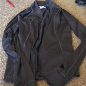Two gear large zip up jacket